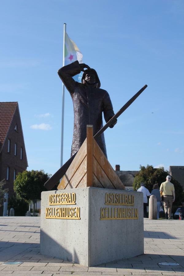 Strandlaeufer Im Kirschgarten Kellenhusen Luaran gambar